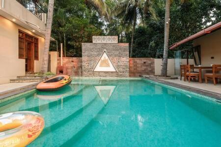 Golden Radiance Airyaman Spa & Pool Villa Breakfast & Spa Included Mysore Luaran gambar