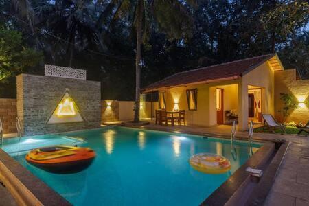 Golden Radiance Airyaman Spa & Pool Villa Breakfast & Spa Included Mysore Luaran gambar