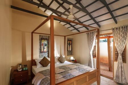 Golden Radiance Airyaman Spa & Pool Villa Breakfast & Spa Included Mysore Luaran gambar